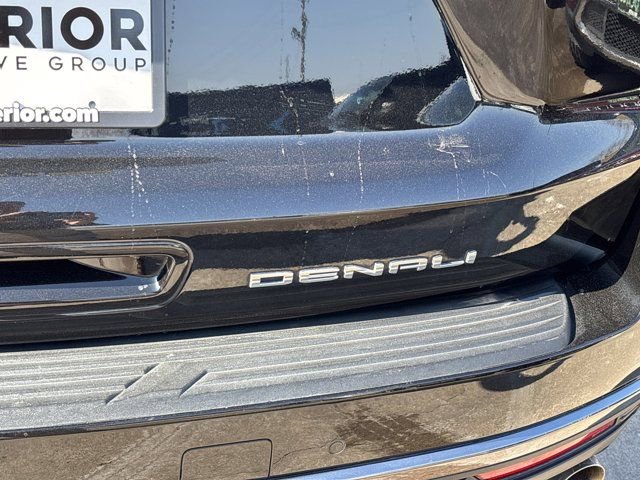 Used 2023 GMC Yukon Denali Ultimate image 5