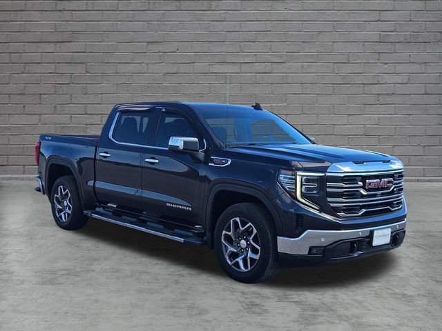 Used 2023 GMC Sierra 1500 SLT w/ SLT Premium Plus Package AWD/4WD image 7