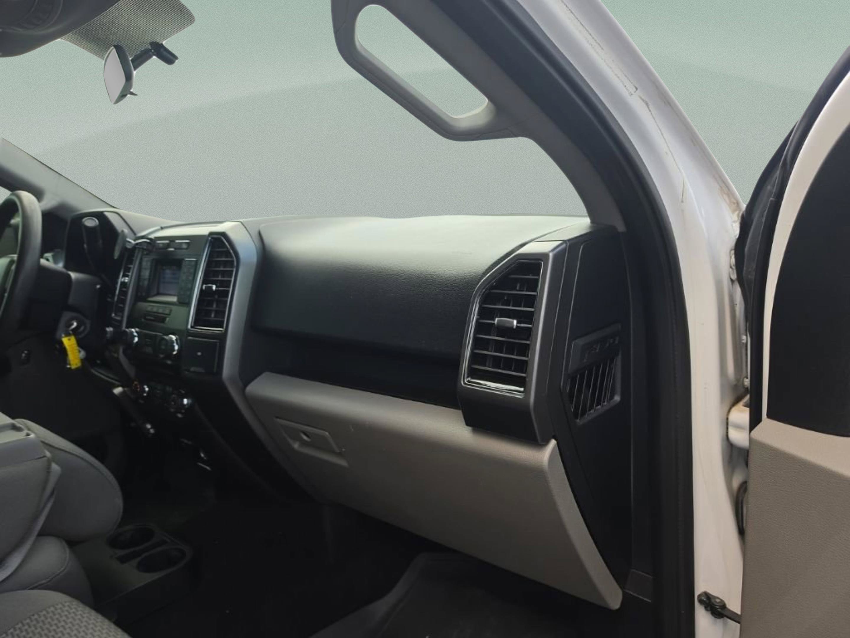 Used 2018 Ford F150 XLT AWD/4WD image 27