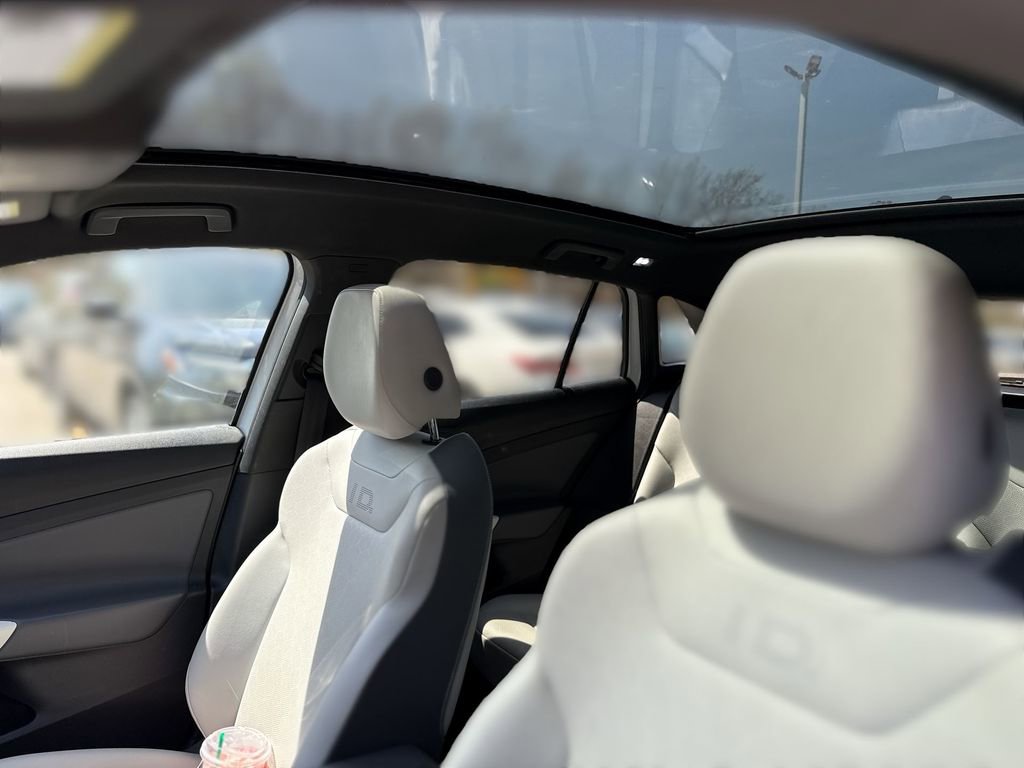 Used 2021 Volkswagen ID.4 1st Edition image 16