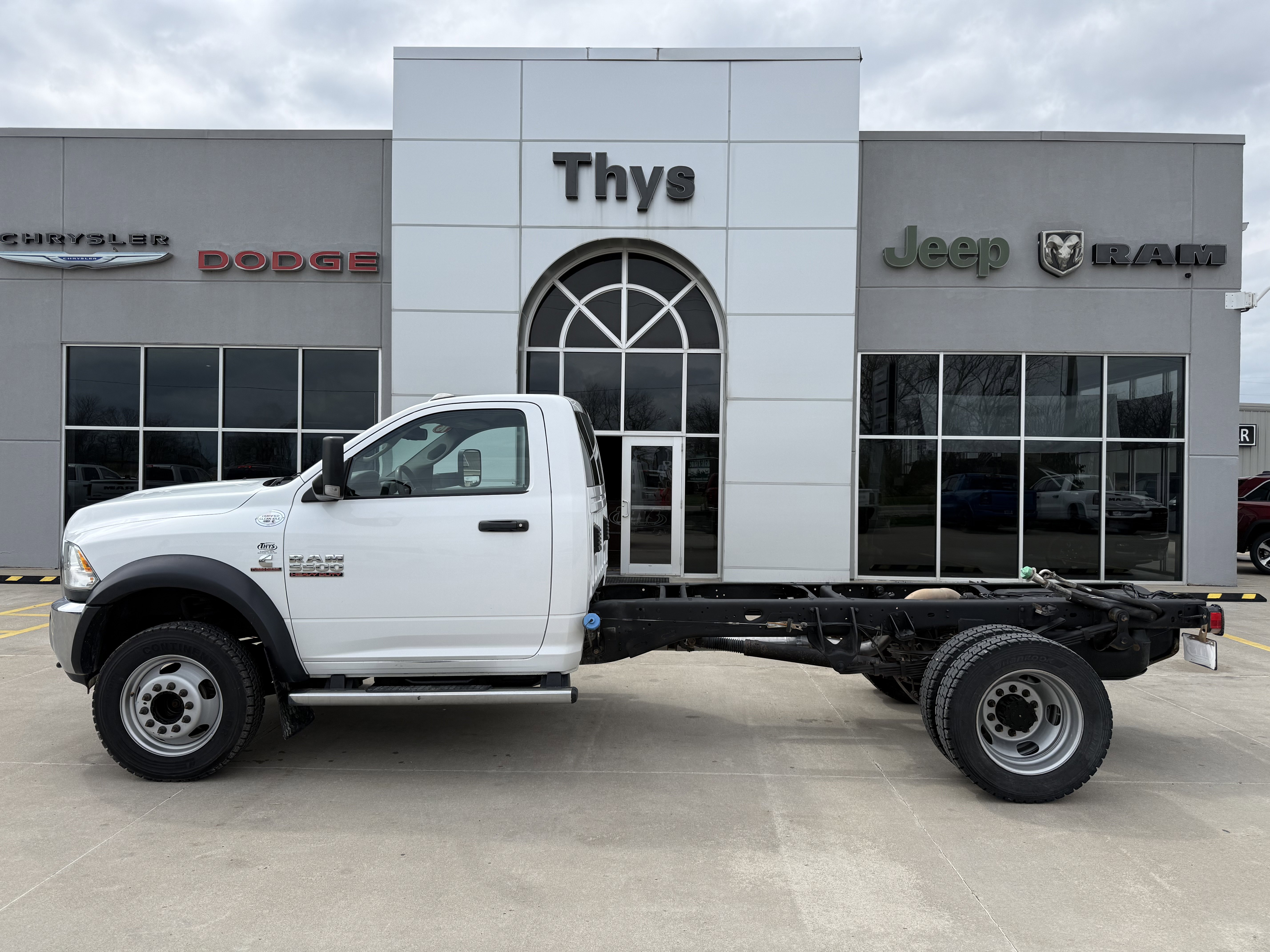 Used 2016 RAM 5500 Tradesman w/ Power Accessory Group image 23
