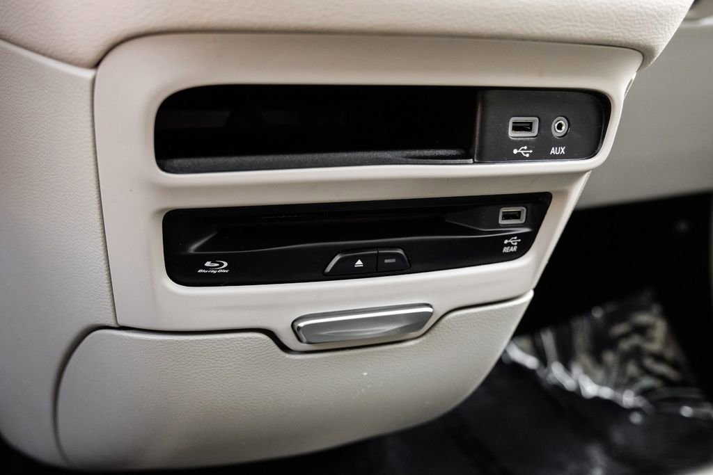 Used 2019 Chrysler Pacifica Limited w/ Advanced Safetytec Group image 27