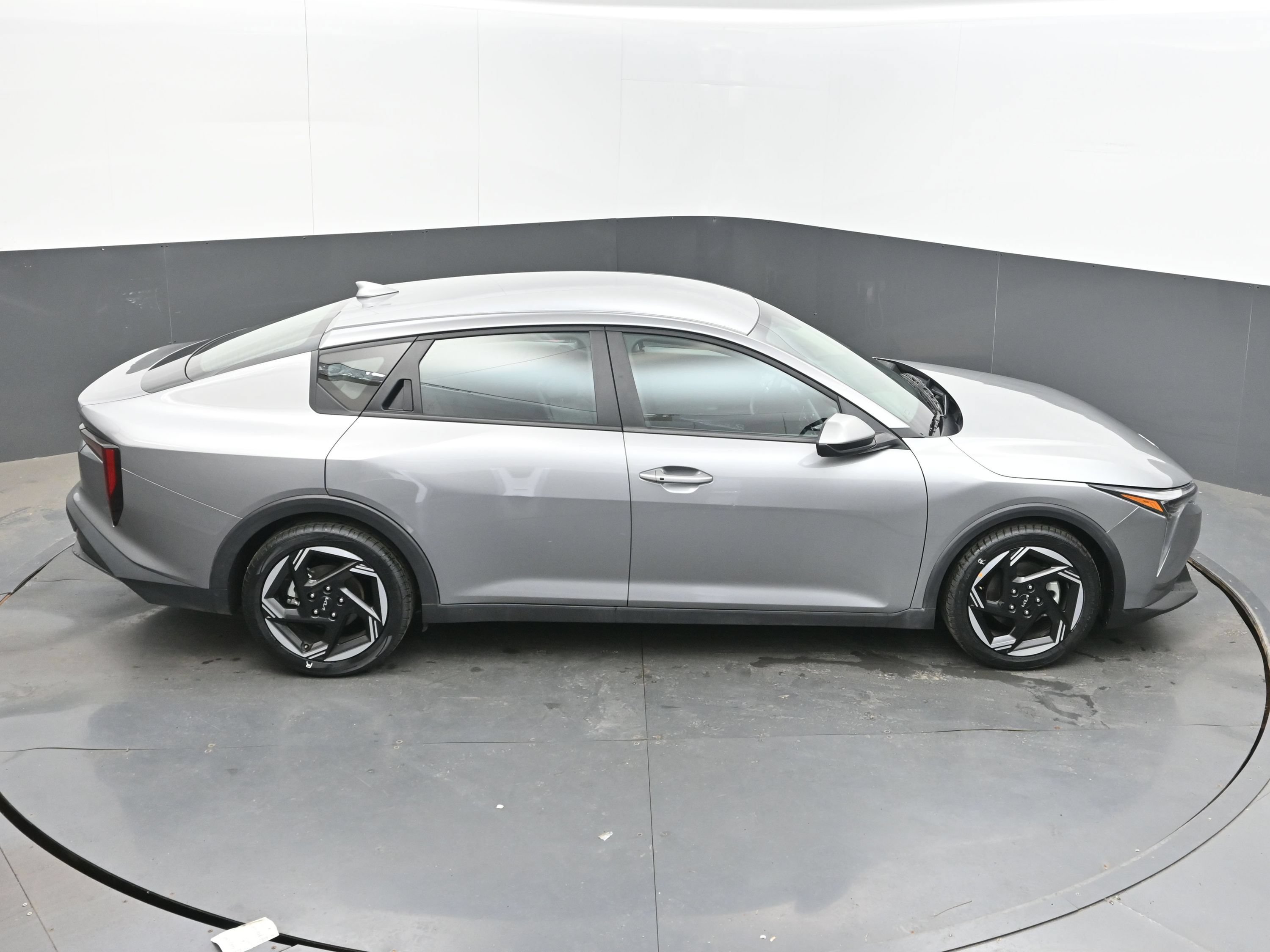 Used 2025 Kia K4 EX FWD image 33