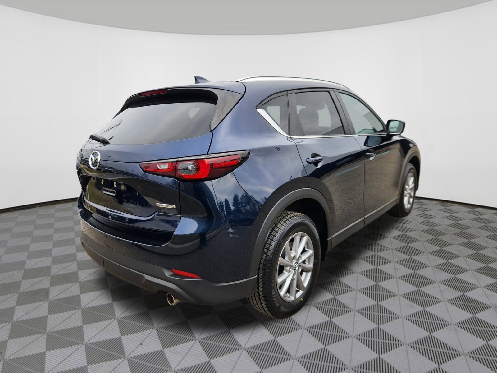 Certified 2023 MAZDA CX-5 AWD 2.5 S w/ Preferred Package image 4