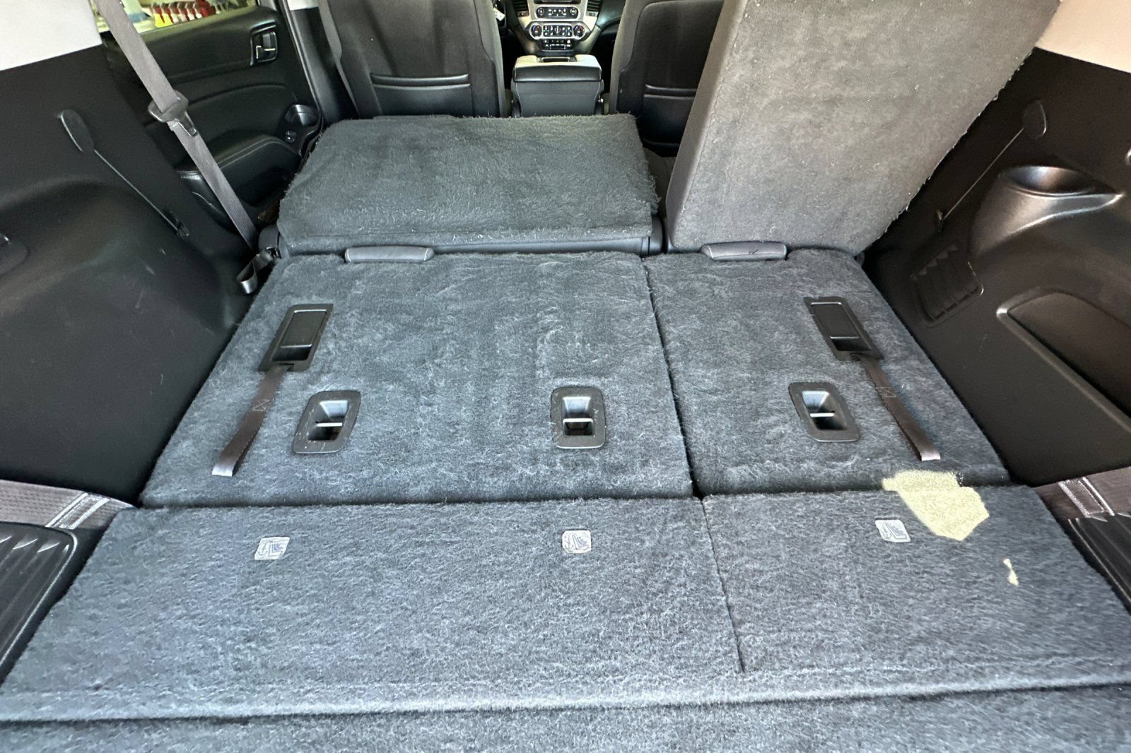 Used 2015 Chevrolet Tahoe LS RWD image 17