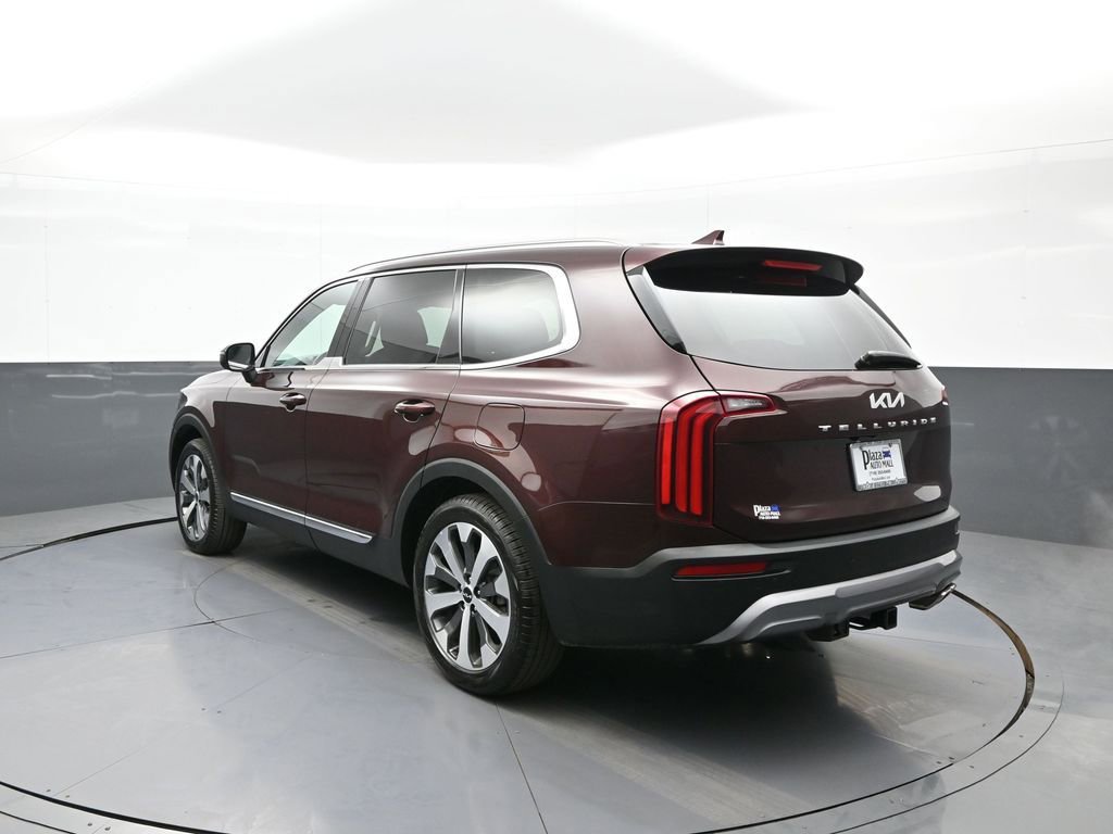 Certified 2022 Kia Telluride EX w/ EX Premium Package FWD image 8