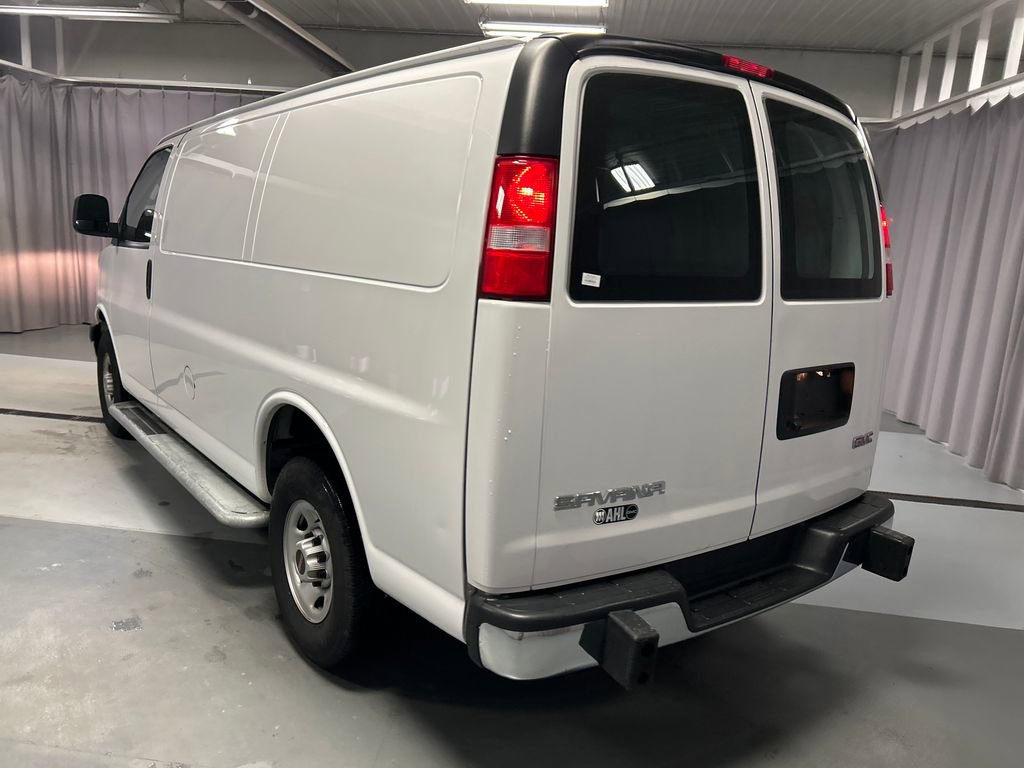 Used 2024 GMC Savana 2500 w/ Driver Convenience Package image 5