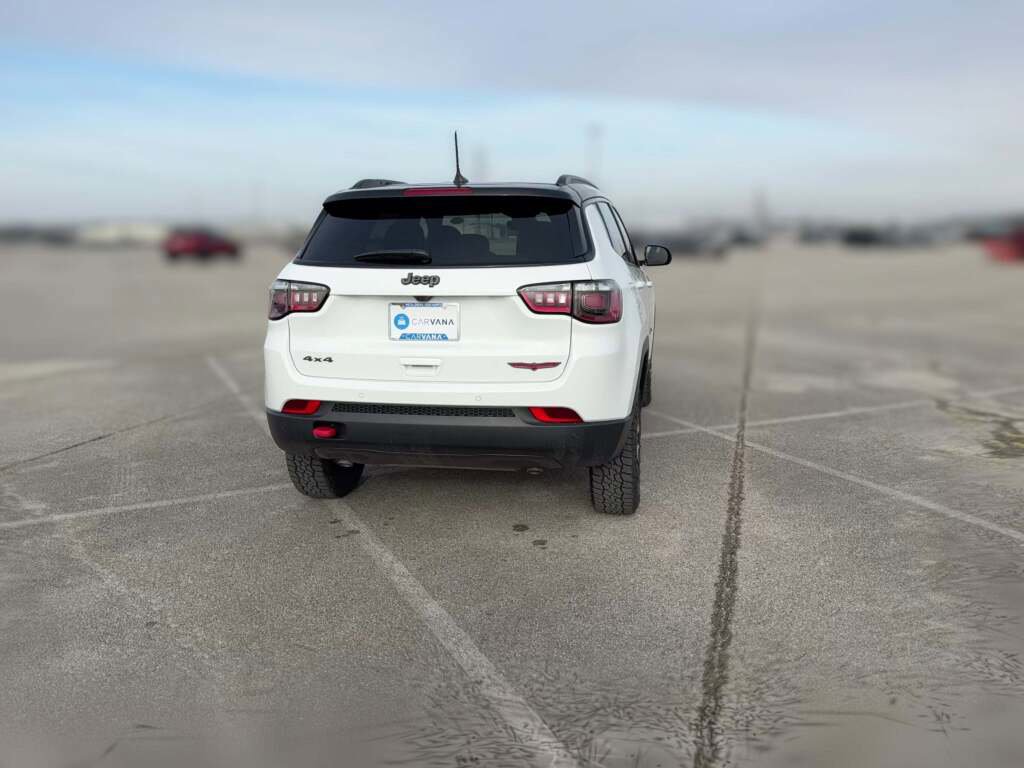 New 2026 Jeep Compass Trailhawk image 10