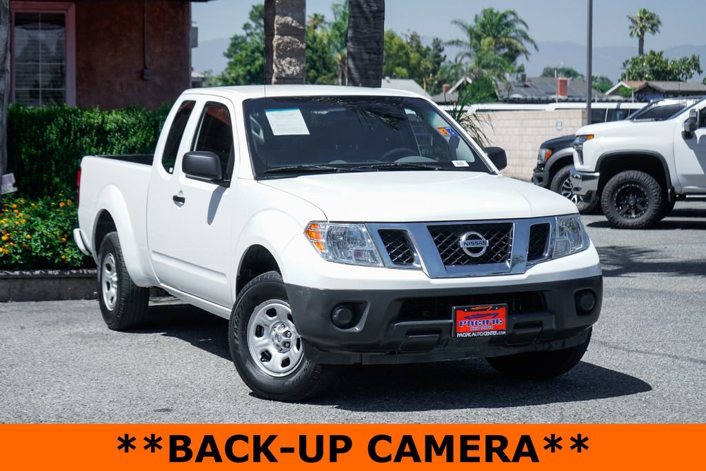 Used 2018 Nissan Frontier S RWD image 2