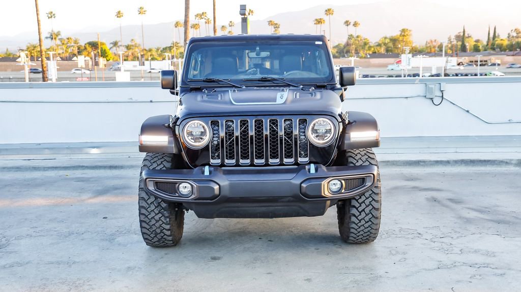 Used 2023 Jeep Wrangler Unlimited Rubicon 4xe image 2