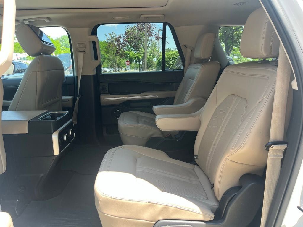 Used 2023 Ford Expedition Max Limited AWD/4WD image 13