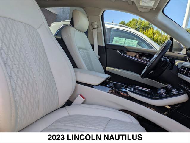 Certified 2023 Lincoln Nautilus Black Label w/ Class II Trailer Tow Package AWD/4WD image 26