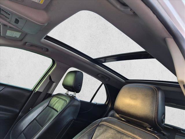 Used 2018 Chevrolet Equinox Premier FWD image 15