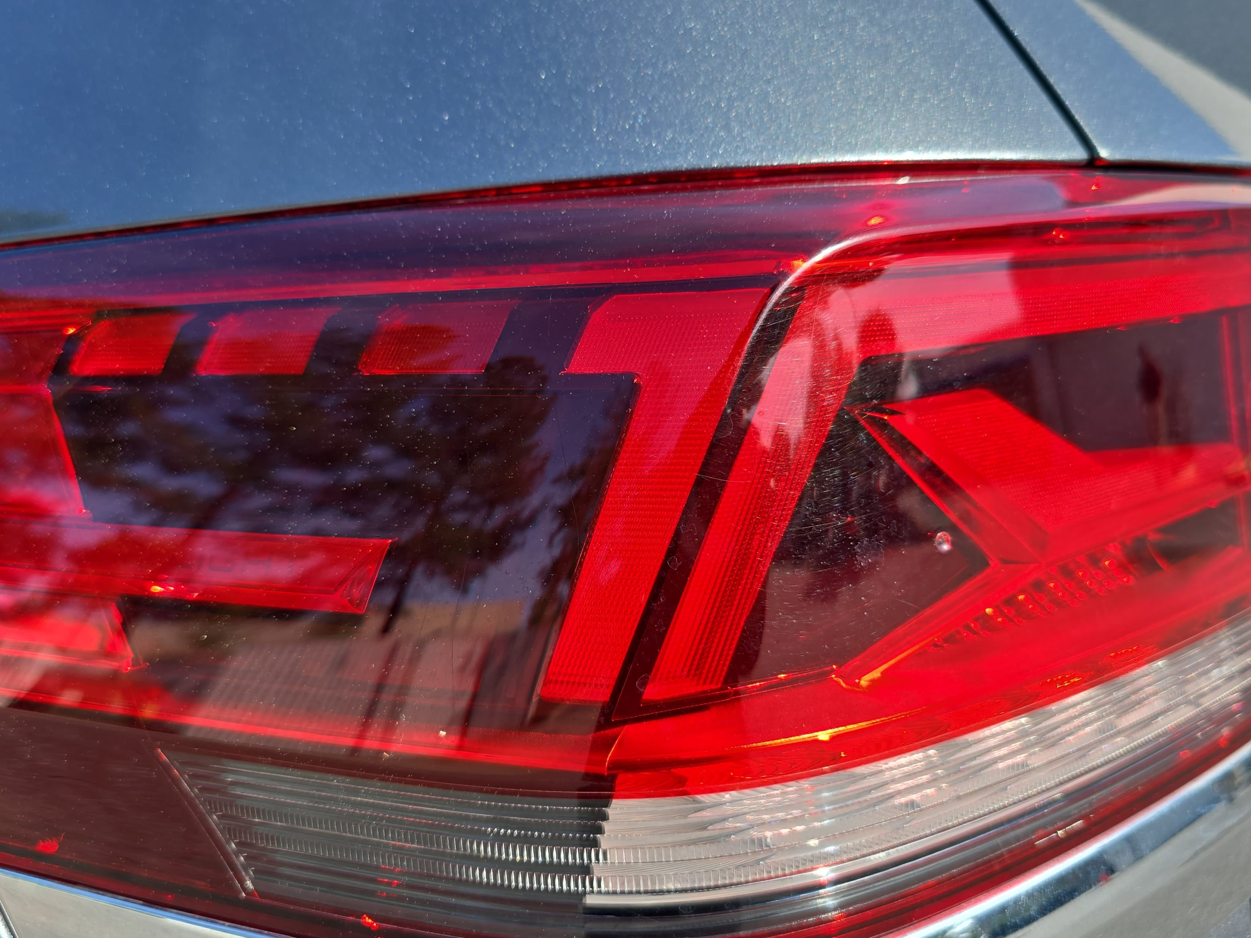 Used 2023 Volkswagen Atlas SE image 34