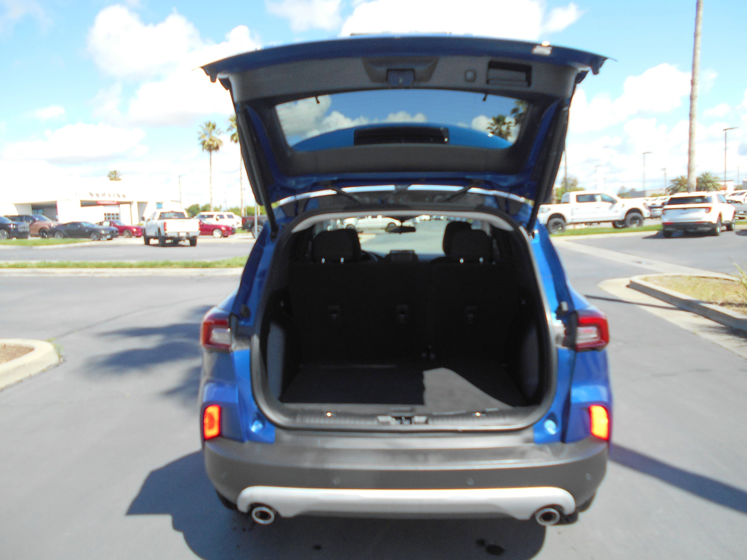 Used 2023 Ford Escape Active FWD image 5