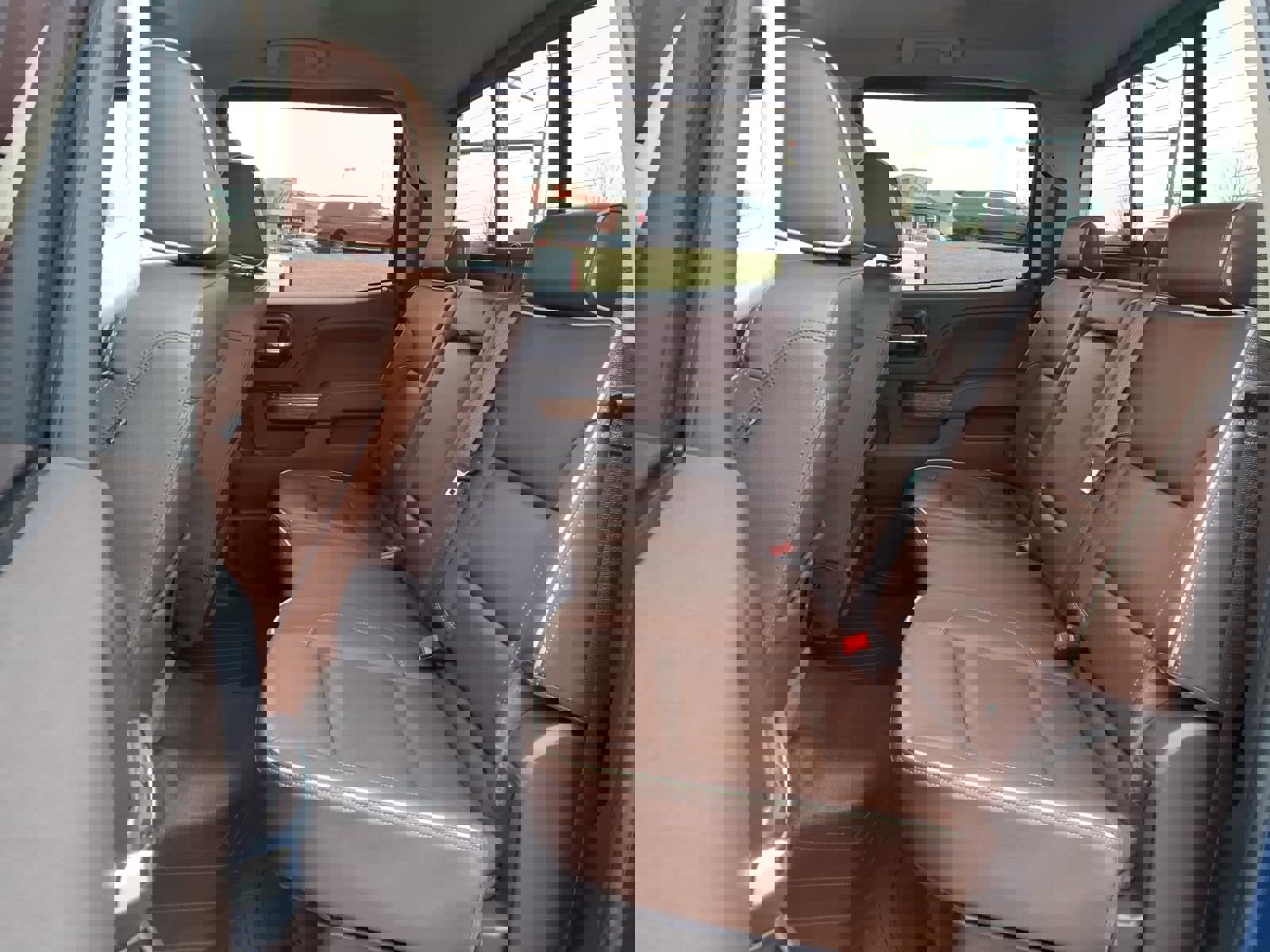 Used 2018 Chevrolet Silverado 2500 High Country image 16