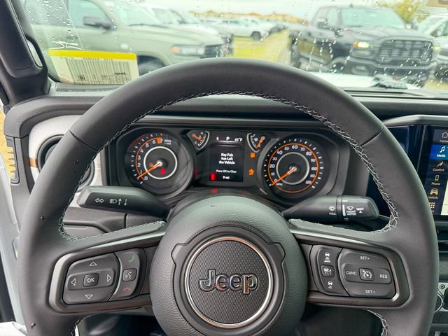 New 2026 Jeep Gladiator Sport AWD/4WD image 16