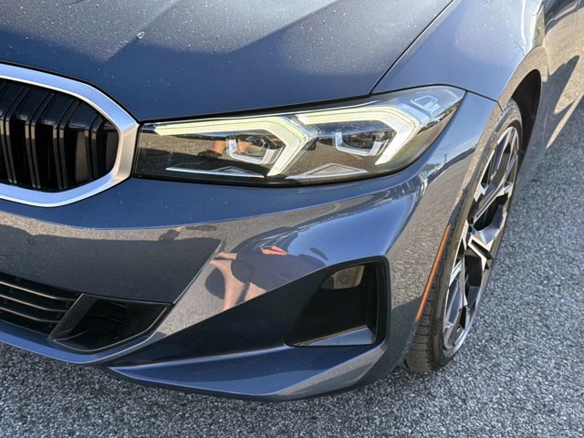 Used 2025 BMW 330i Sedan image 9