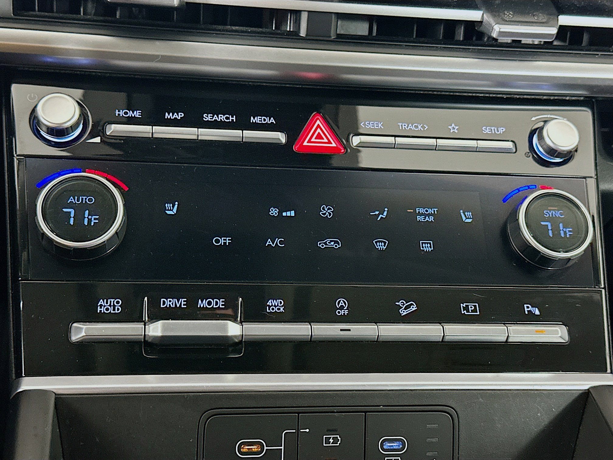 Used 2024 Hyundai Santa Fe SEL image 23