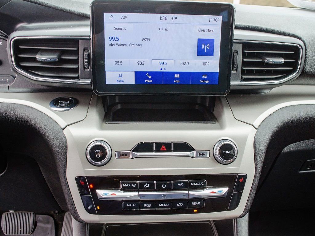 Used 2022 Ford Explorer XLT w/ Equipment Group 202A image 22