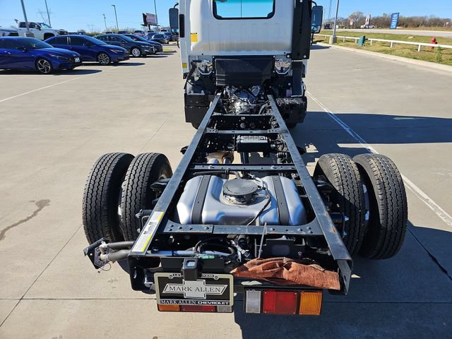 New 2024 Chevrolet Low Cab Forward RWD image 22