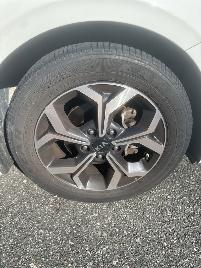 Used 2019 Kia Forte LXS image 10