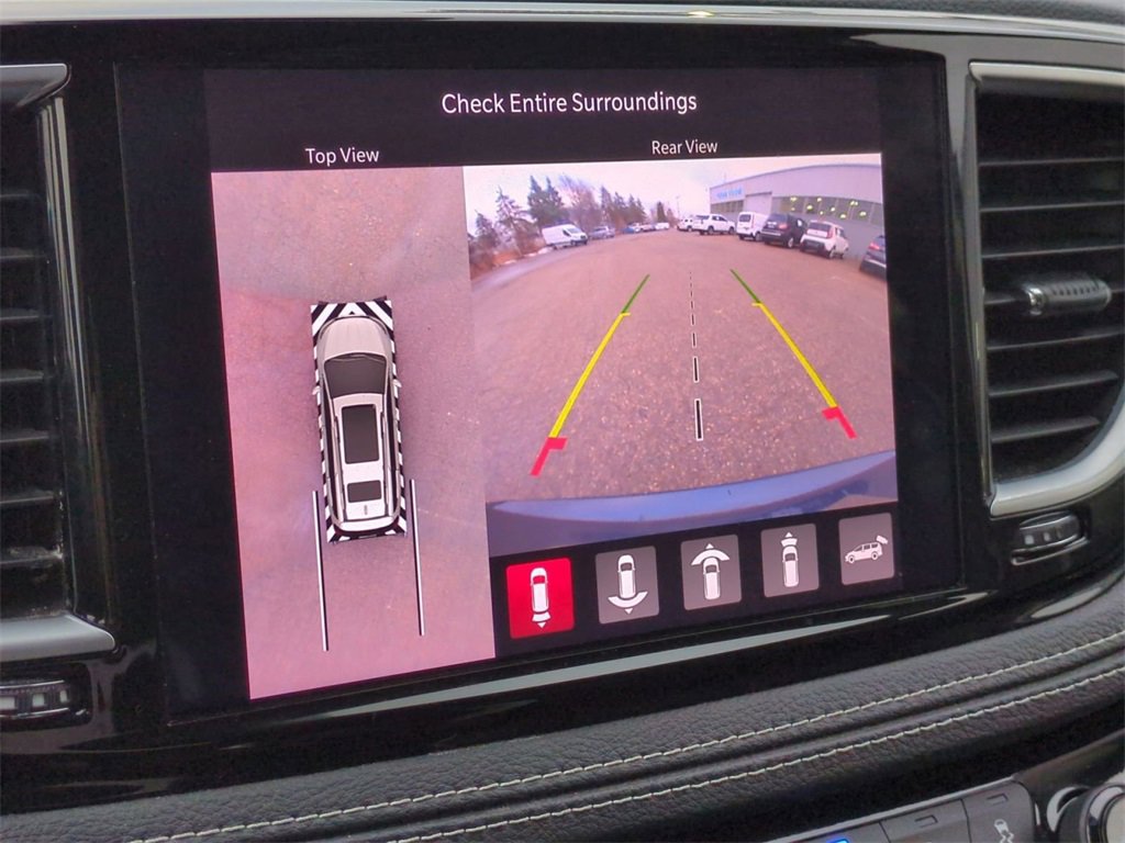 Used 2022 Chrysler Pacifica Limited image 15