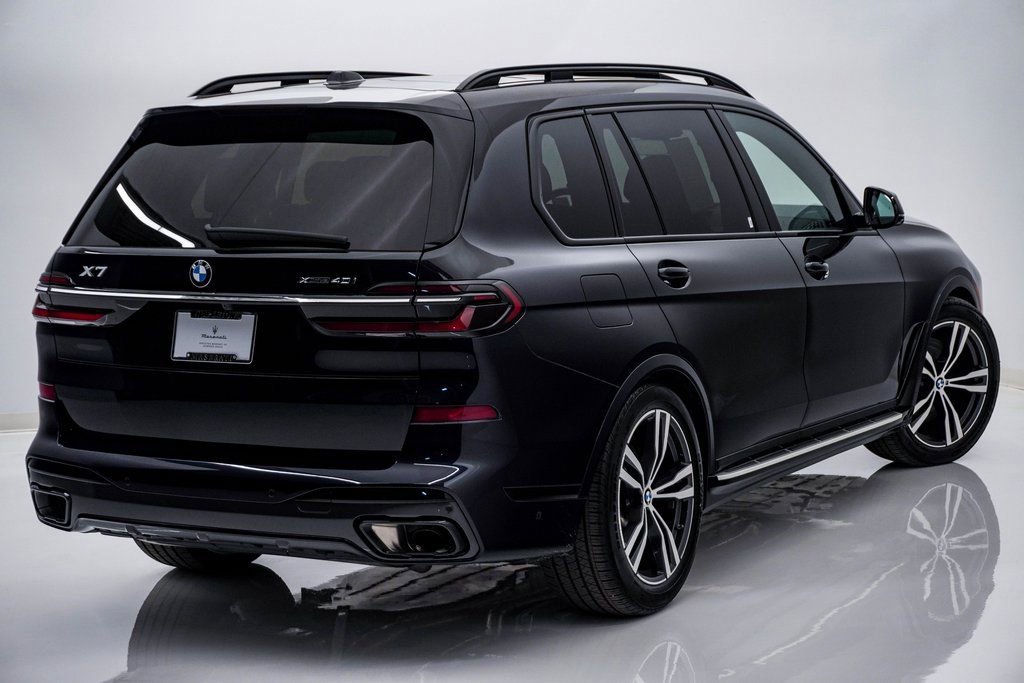 Used 2023 BMW X7 xDrive40i w/ Executive Package image 10