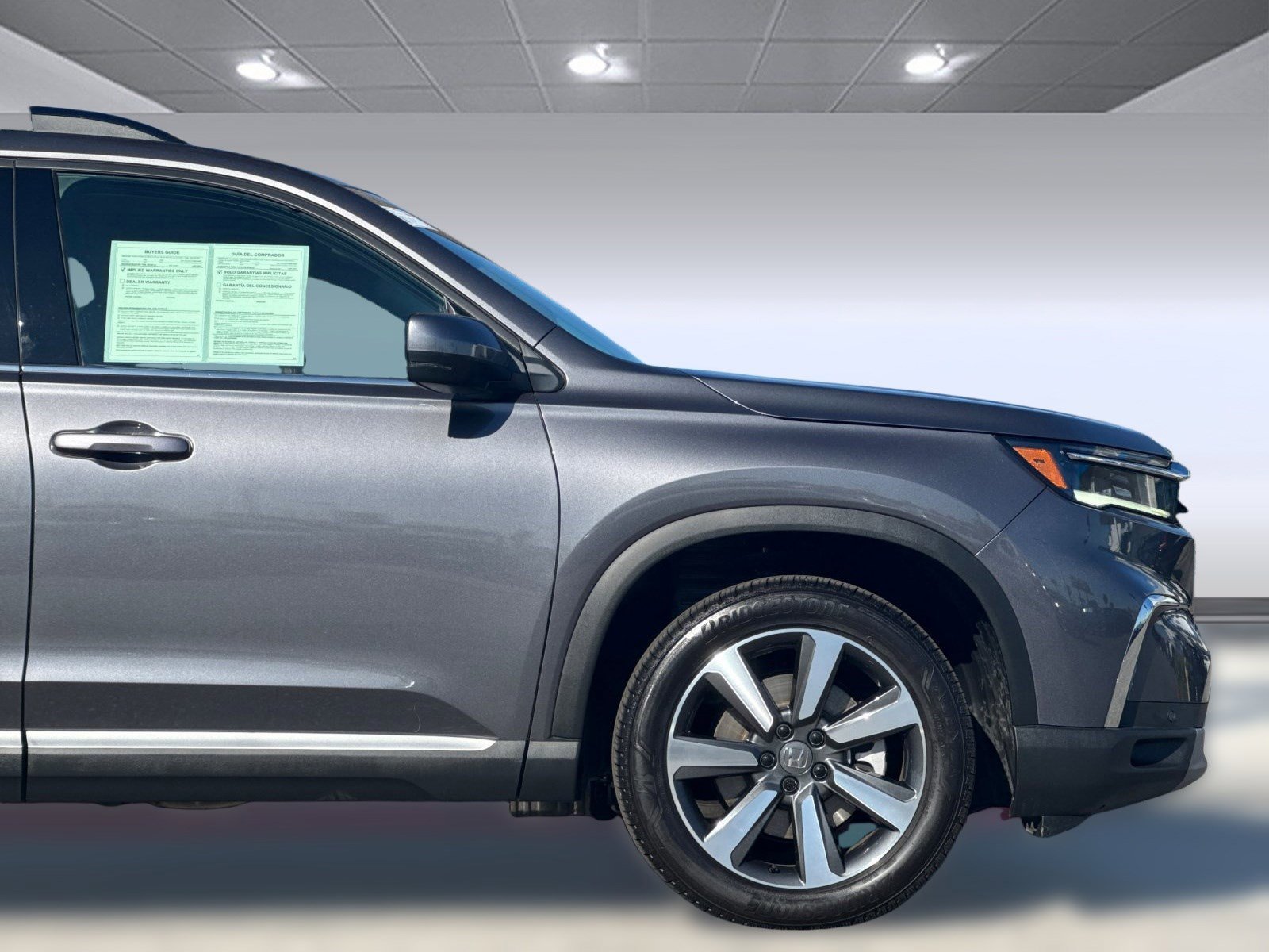 Certified 2025 Honda Pilot Touring image 36