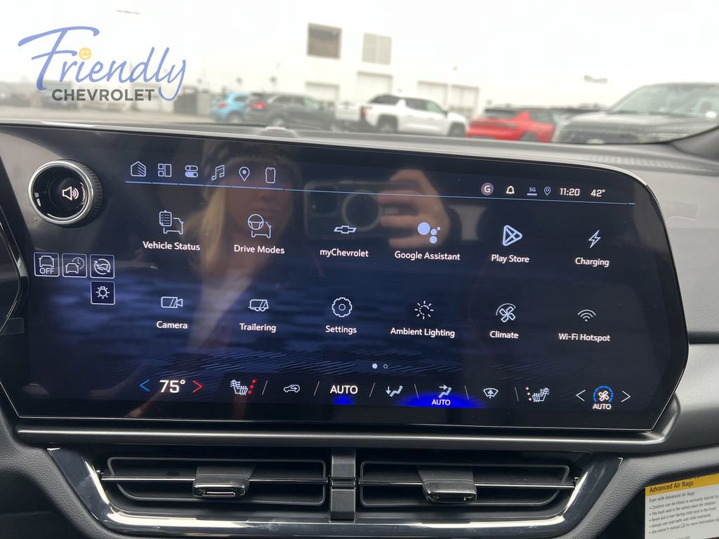 New 2026 Chevrolet Equinox EV RS AWD/4WD image 8