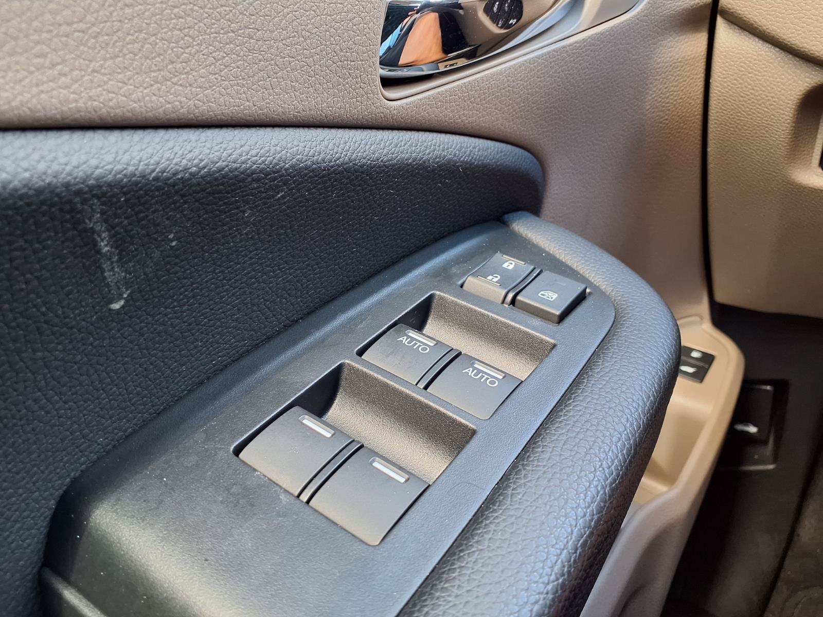 Used 2021 Honda Pilot Touring image 35