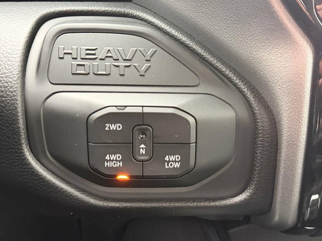 New 2026 RAM 2500 Big Horn AWD/4WD image 23