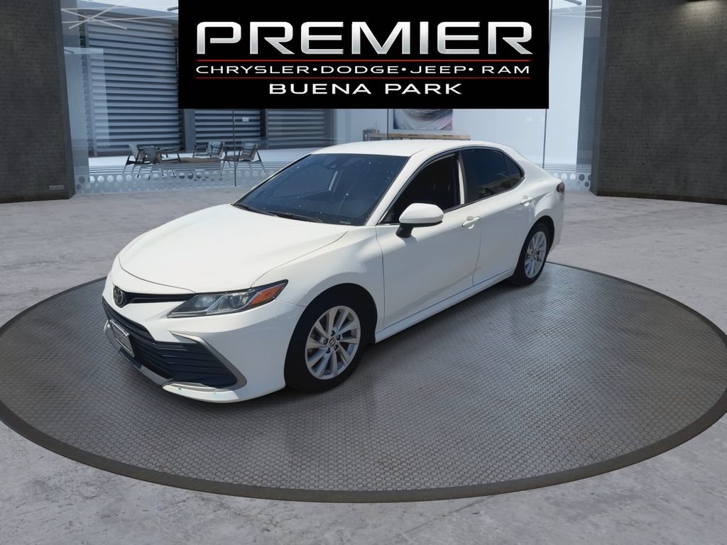 Used 2023 Toyota Camry LE w/ Protection Package (Q2) (TMS) FWD image 4