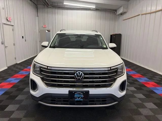 Used 2024 Volkswagen Atlas SE AWD/4WD image 7