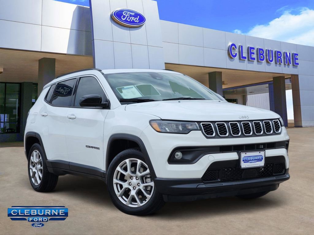 Used 2024 Jeep Compass Latitude AWD/4WD video 1