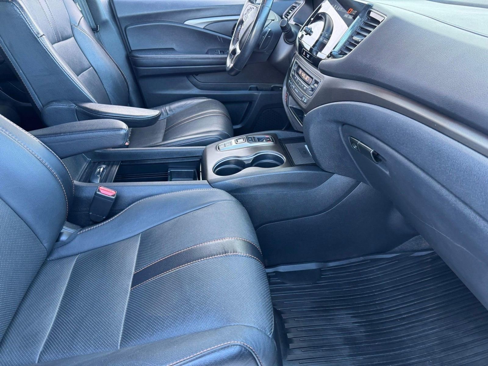 Used 2022 Honda Passport TrailSport image 13