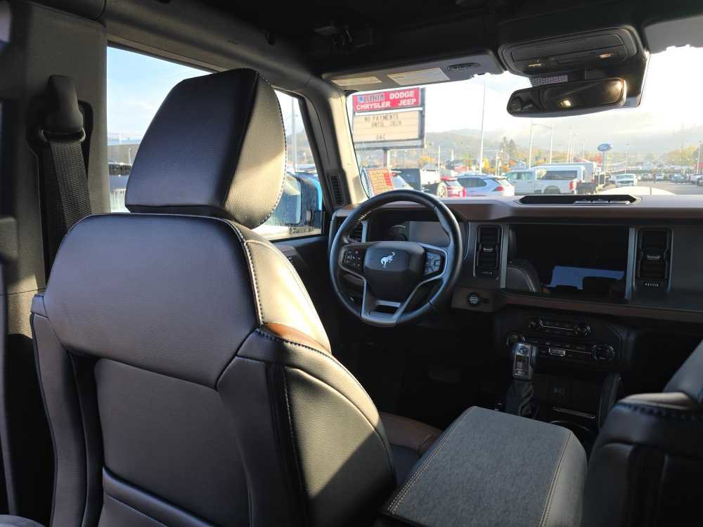 Used 2024 Ford Bronco Outer Banks image 10