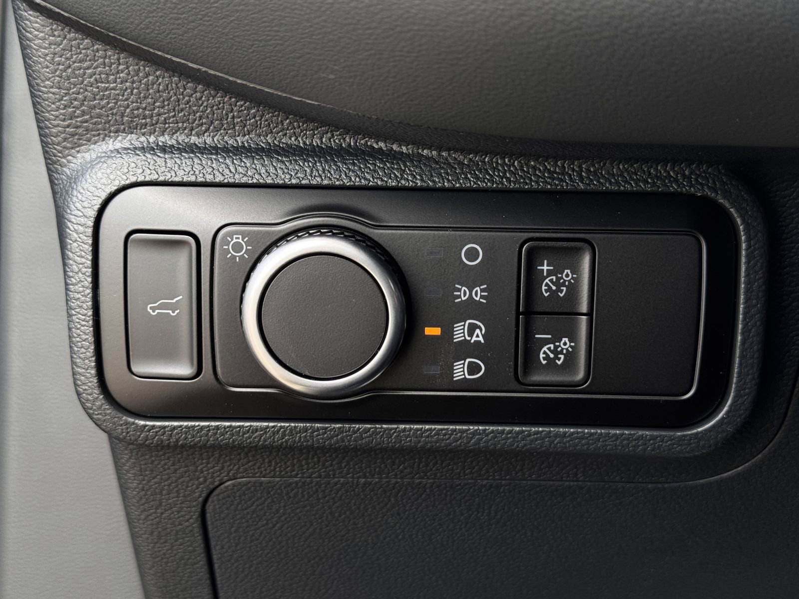 New 2026 Ford Explorer Active image 19