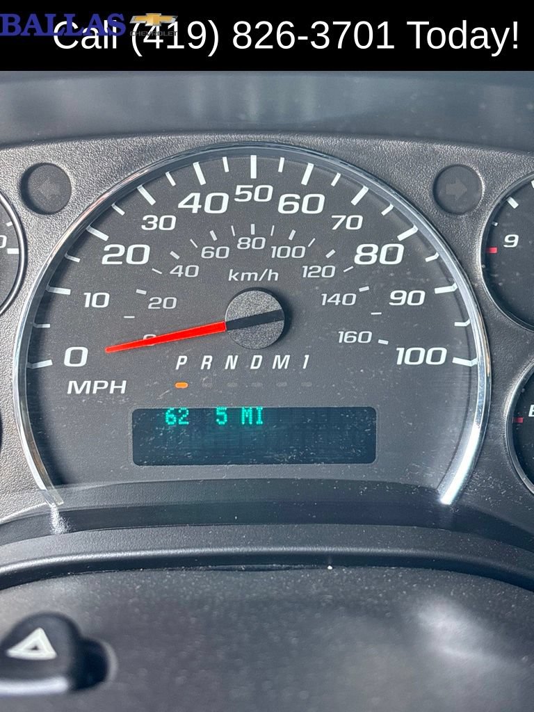 Used 2019 Chevrolet Express 2500 w/ Driver Convenience Package RWD image 8