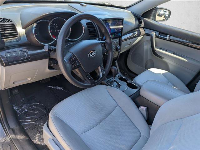 Used 2012 Kia Sorento FWD image 10