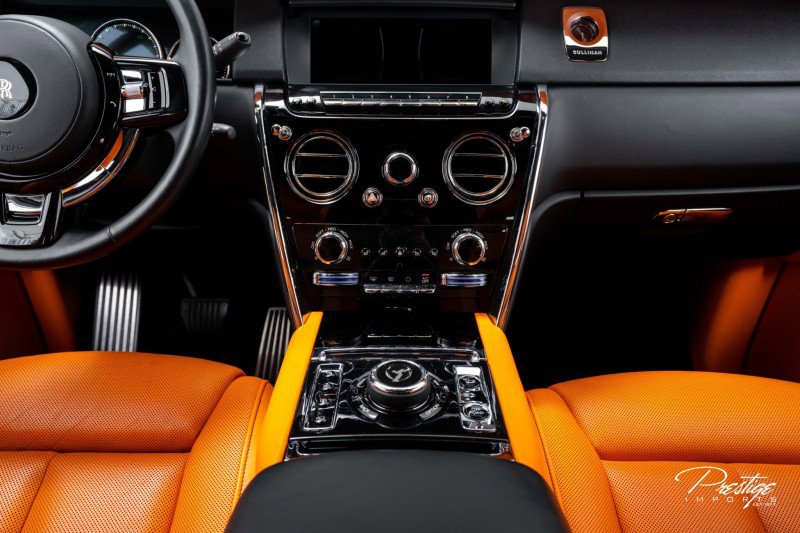 Used 2021 Rolls-Royce Cullinan image 41