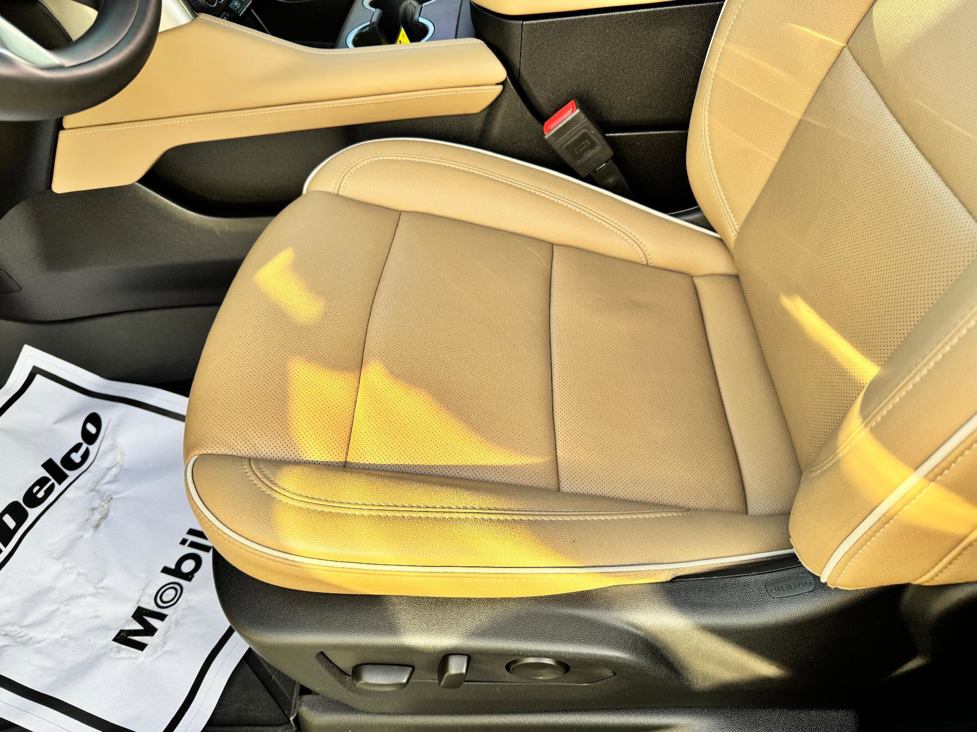 Used 2024 Chevrolet Tahoe Premier image 11