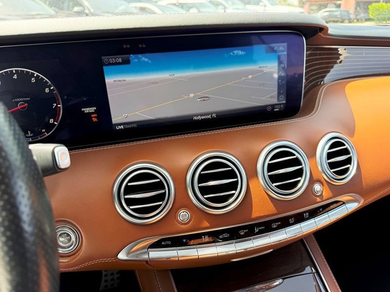 Used 2019 Mercedes-Benz S 560 Sedan image 29