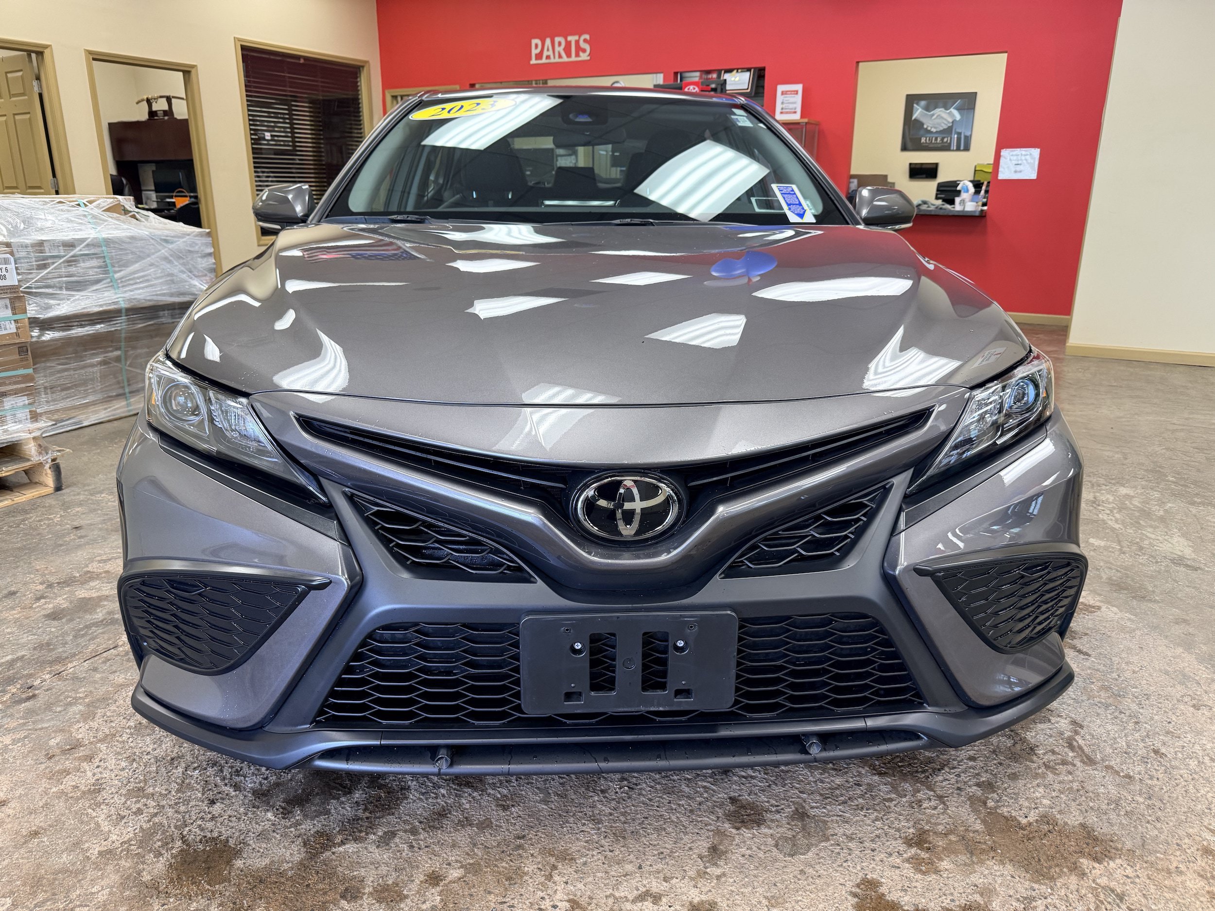 Used 2023 Toyota Camry SE FWD video 2