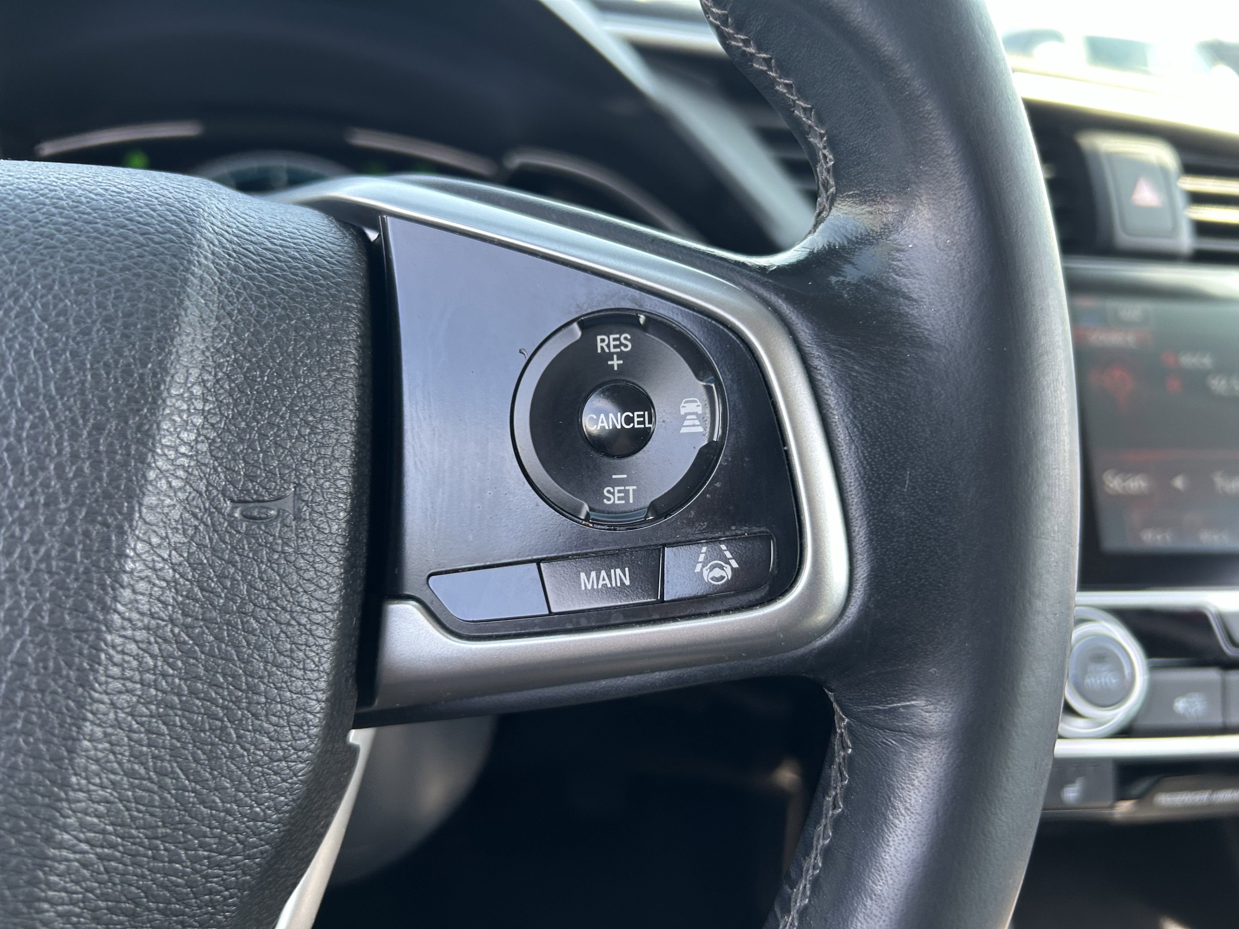 Used 2017 Honda Civic Touring image 16