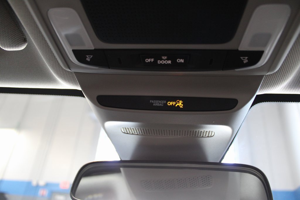 Used 2025 Honda HR-V LX image 38