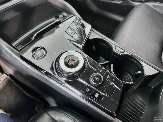 Used 2023 Kia Sportage EX AWD/4WD image 19