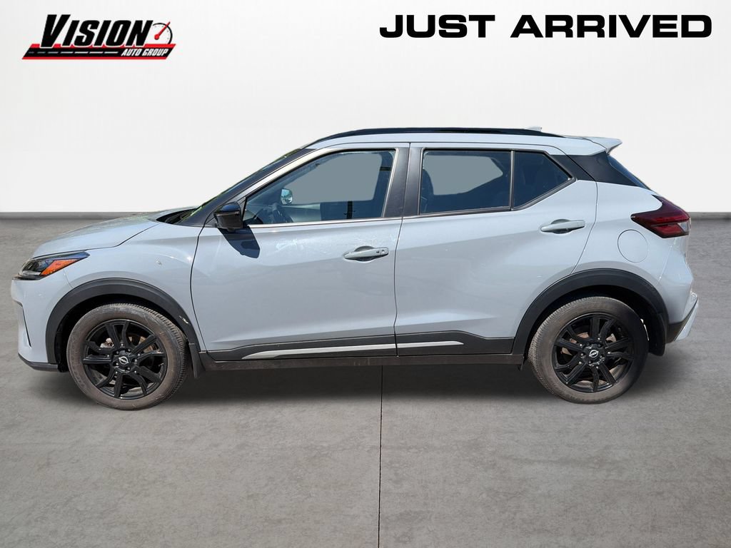 Used 2024 Nissan Kicks SR w/ SR Premium Package FWD image 8