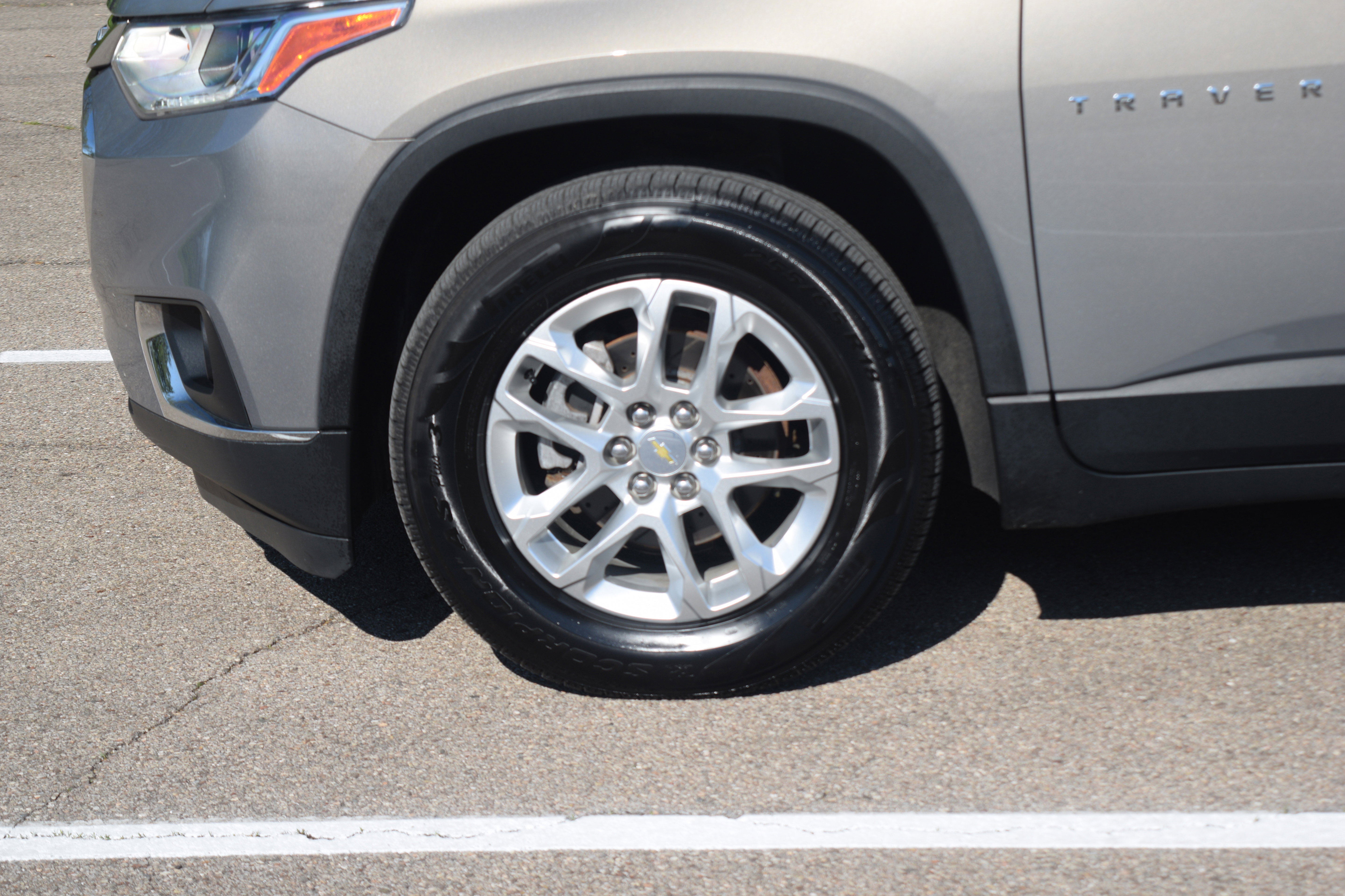 Used 2019 Chevrolet Traverse LT AWD/4WD image 29