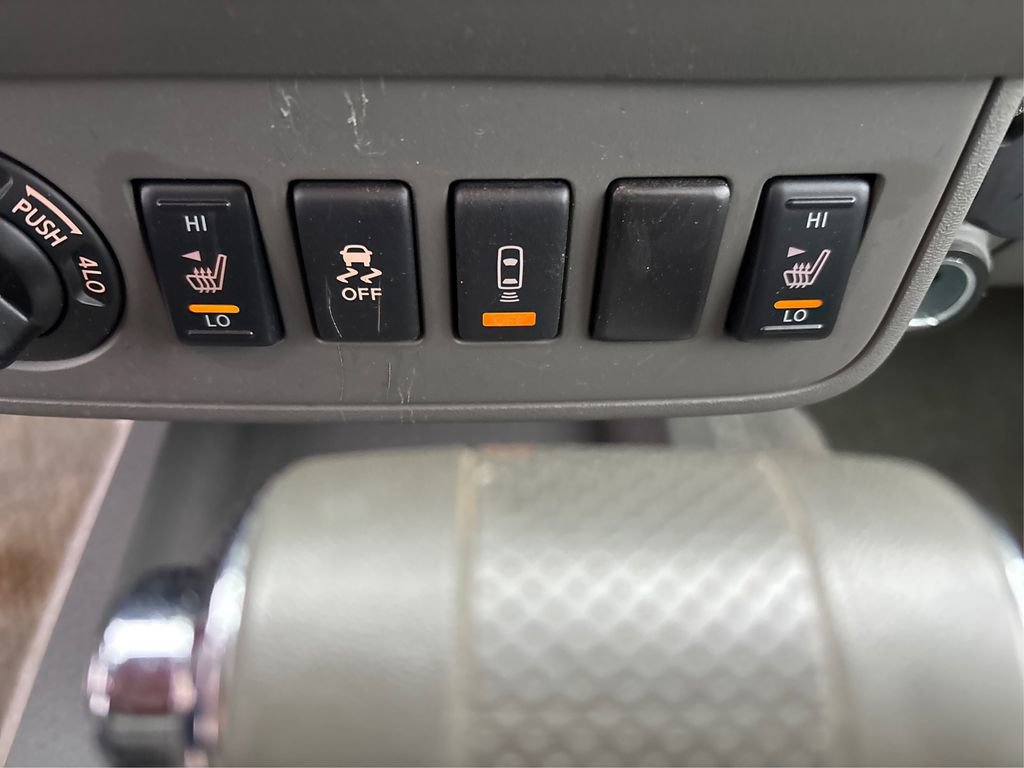 Used 2015 Nissan Frontier SL image 34